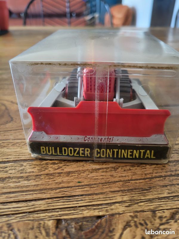 NOREV 111 - Bulldozer Continental CD-8 Jaune Et Rouge - Miniature Collection En Boîte