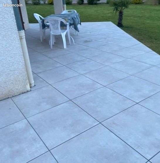 Dalle extérieure effet pierre pour terrasse, Vénissieux (image 2)