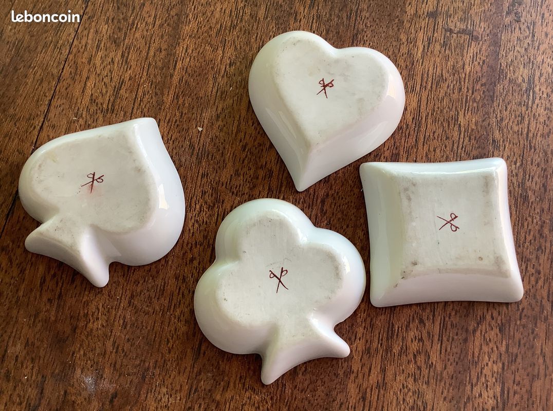 Mini cendriers en porcelaine estampillée (image 2)