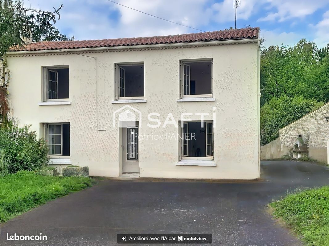 Maison 6 pièces 158 m² · à Rives-de-Boutonne · 158 m² · 140 000 €