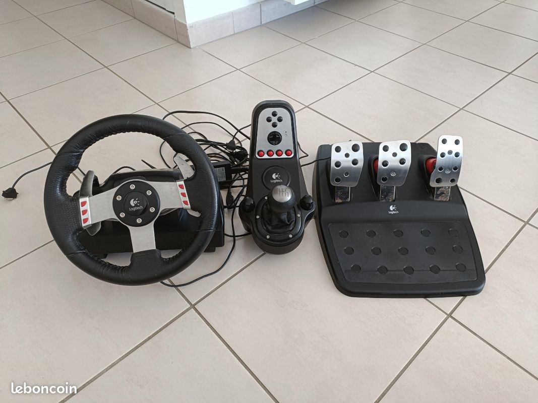 Logitech G27 (image 1)