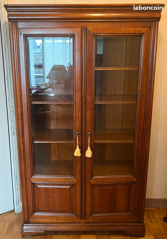 Vitrine en merisier 2 portes (image 1)
