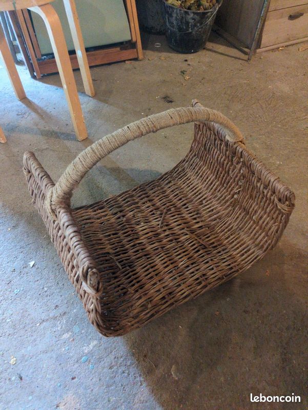 Panier à bois (image 1)