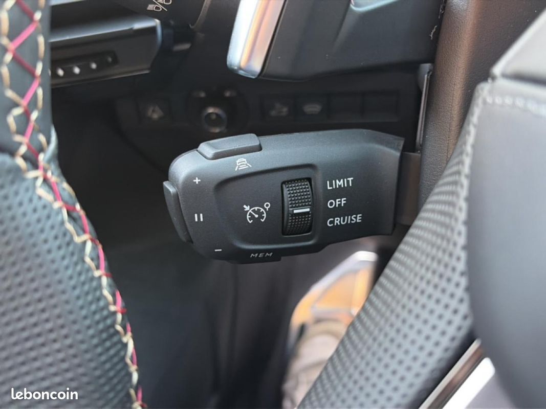 DS DS 7 1.5 bluehdi 130 performance line (image 22)