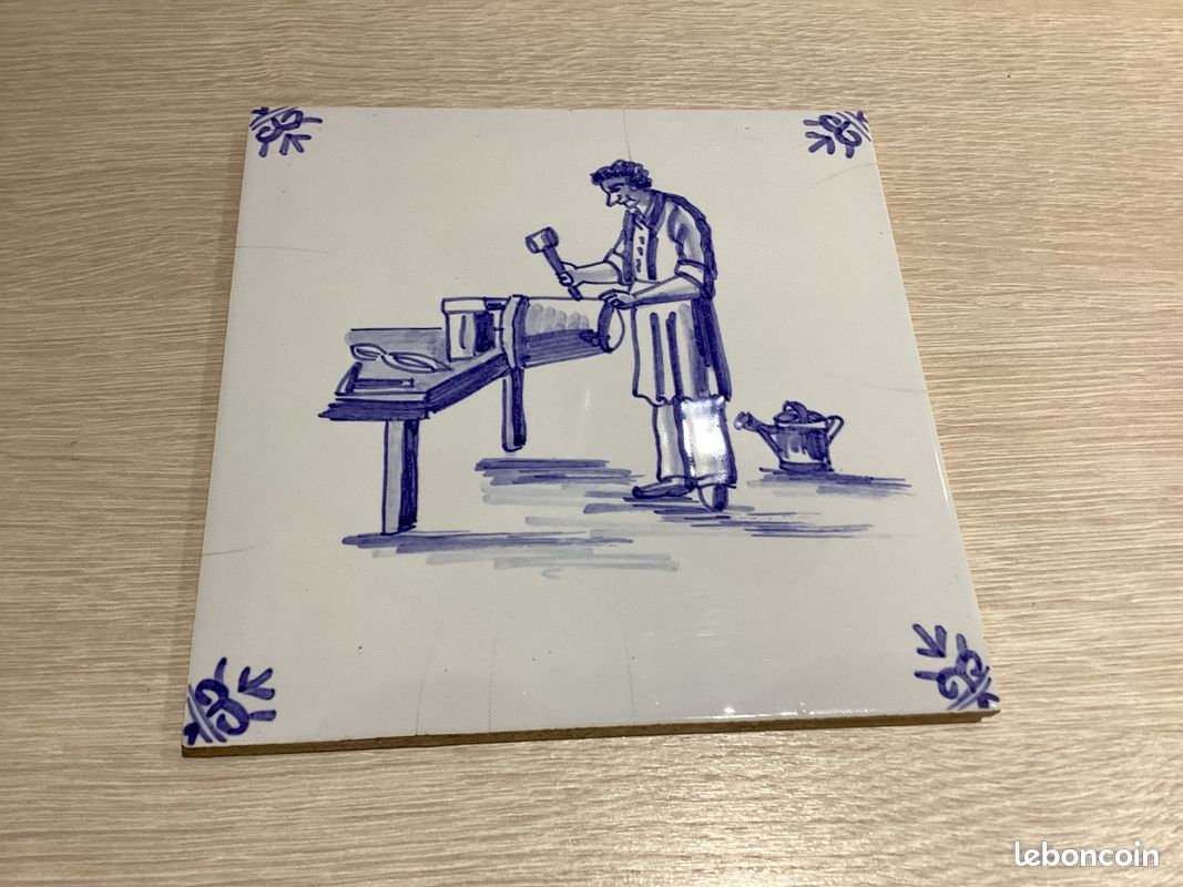 4 carreaux anciens DELF. Bleu (image 4)
