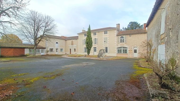 Maison 19 pièces 429 m²