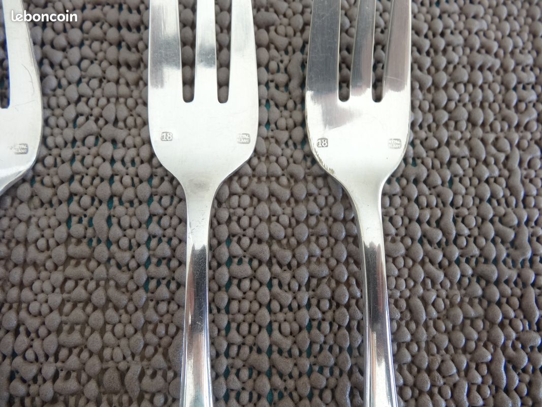 Lot De 6 Fourchettes à Gâteaux En Métal Argenté - Modèle Filet - État Impeccable