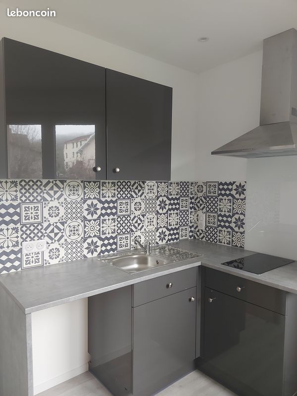 Appartement 1 pièce 31 m² · à Souillac · 31 m² · 390 €