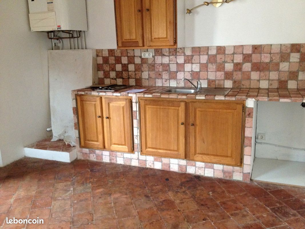Appartement 3 pièces 40 m² · à Aix-en-Provence · 40 m² · 900 €