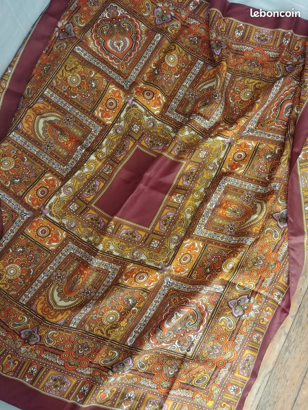 Foulard carré russe en soie 100% (image 6)