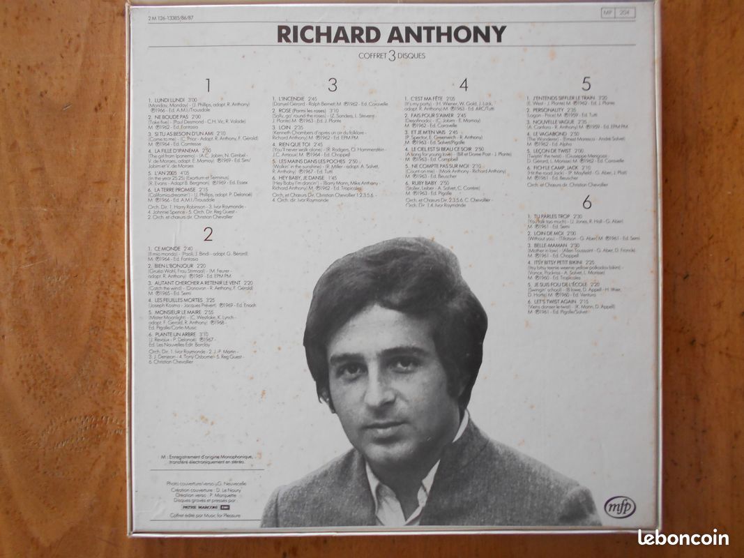 RICHARD ANTHONY – Coffret 3 disques vinyle 33 tours 30 cm – TTB (image 2)