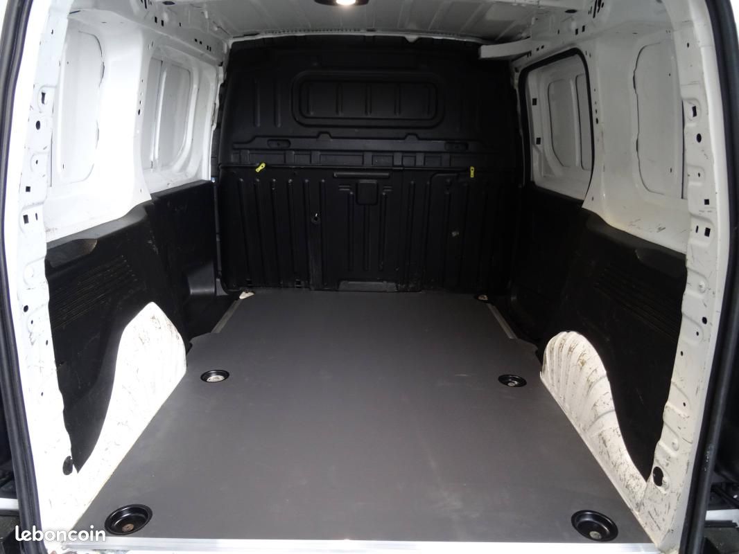 Citroën Berlingo 1.5 Hdi 130cv Dangel 4X4 (image 14)