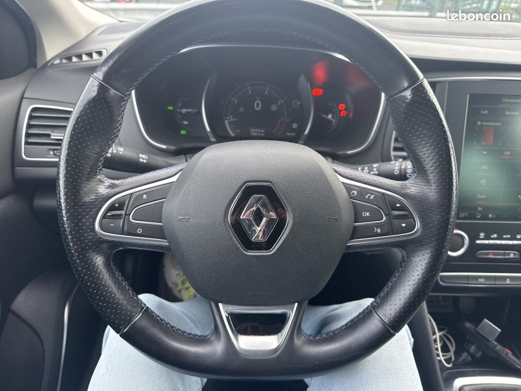 RENAULT MEGANE Mégane 1.2 Energy TCe - 130 IV BERLINE GT Line 17\' (image 20)