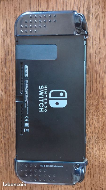 Lot Nintendo Switch avec joycons, housse et protection Zelda, dock, jeu et cables (image 3)