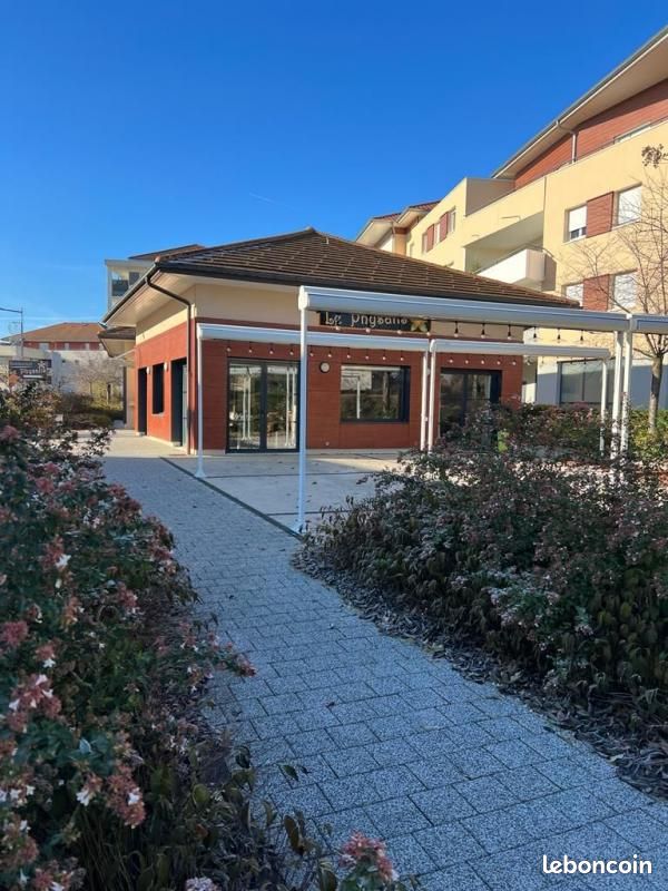 Commerce restaurant 230 m² - Bureaux & Commerces