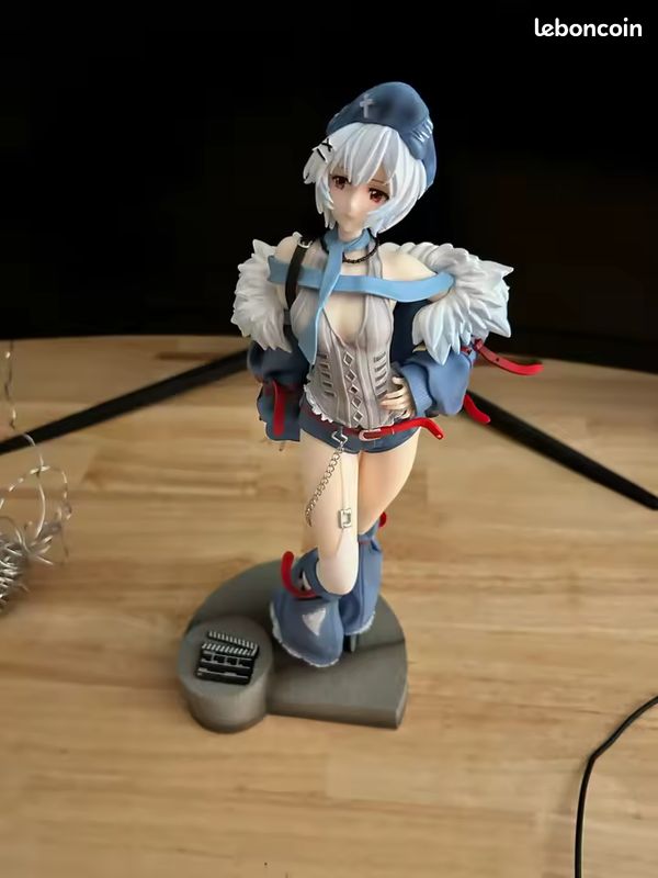 Figurine Ayanami Rei Assise – PVC 14 Cm – Anime Neon Genesis Evangelion – Déco Bureau Et Collection