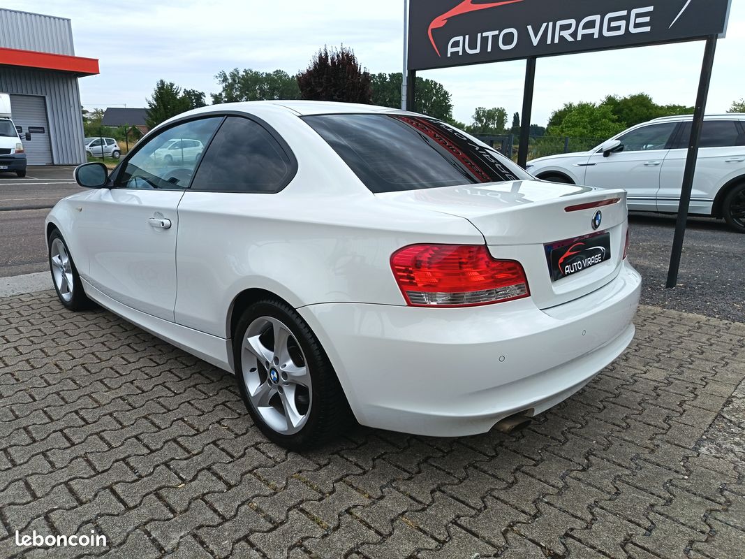 BMW Série 1 118d 143cv E82 Coupe Clim Régulateur Feux Auto Jantes 17 Radar AR 2.Main Garantie 12 Mois (image 4)