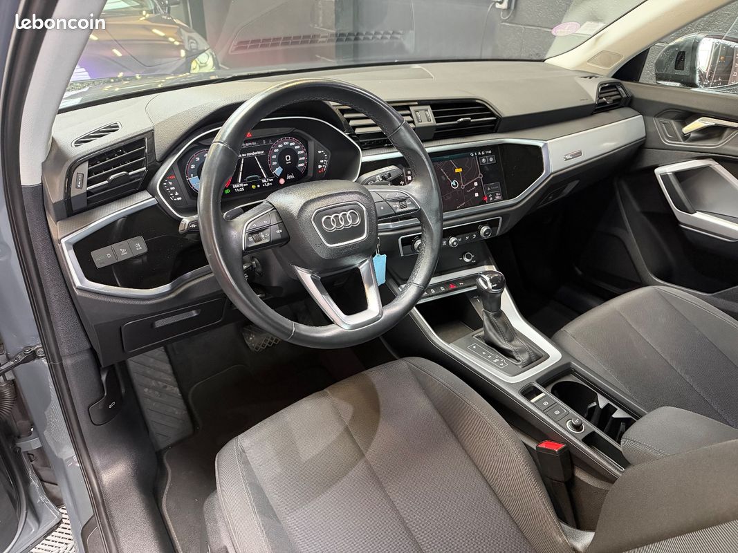 AUDI Q3 35 TFSI 150 ch S tronic 7 Business line (image 12)