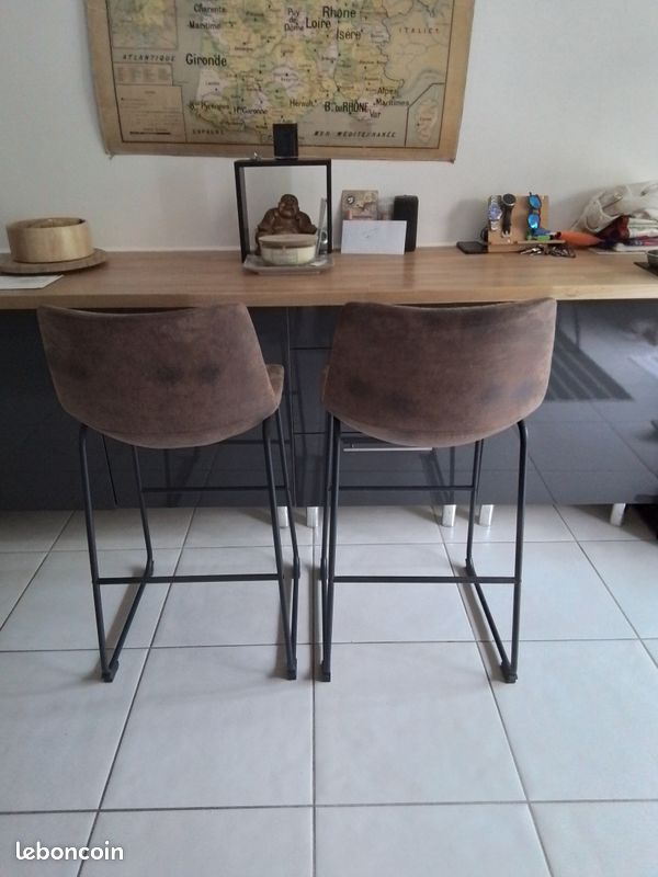 Lot 4 Chaises hautes marron 160e (image 3)