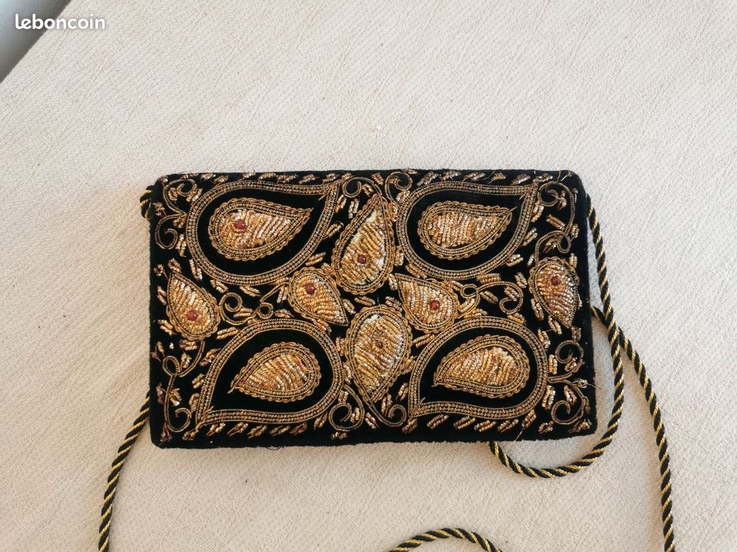 Pochette clutch sac soirée broderie vintage argent or velours noir