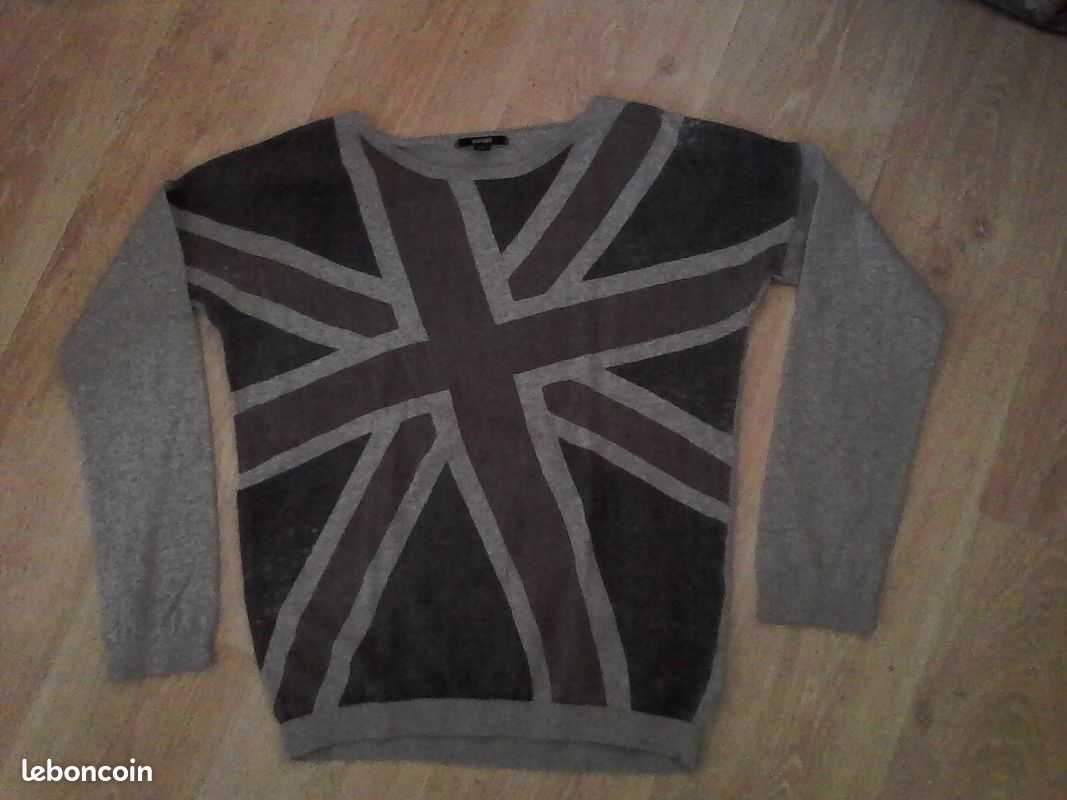 Pull - taille 12 ans (image 1)