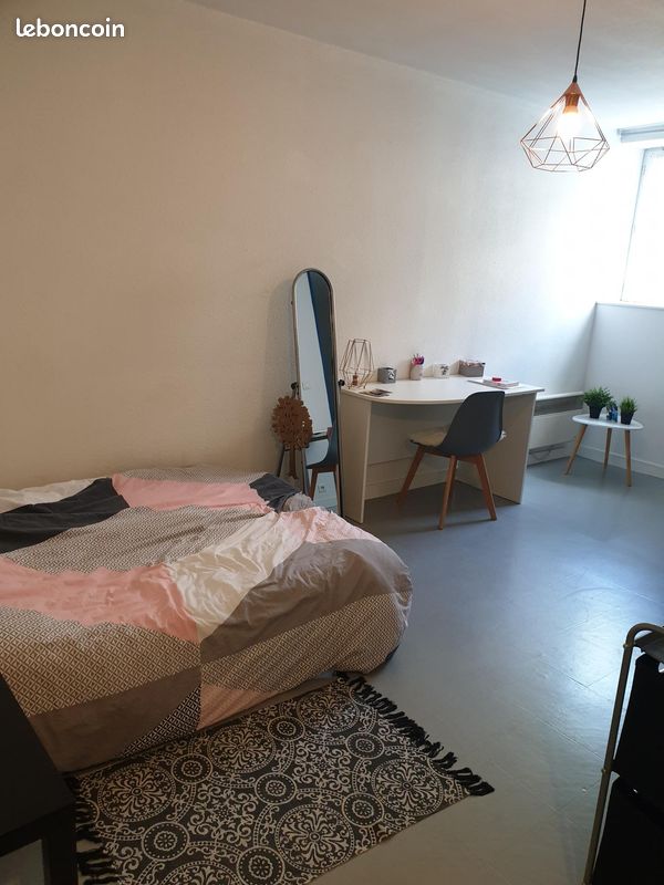 Appartement 1 pièce 23 m² · à Poitiers · 23 m² · 450 €