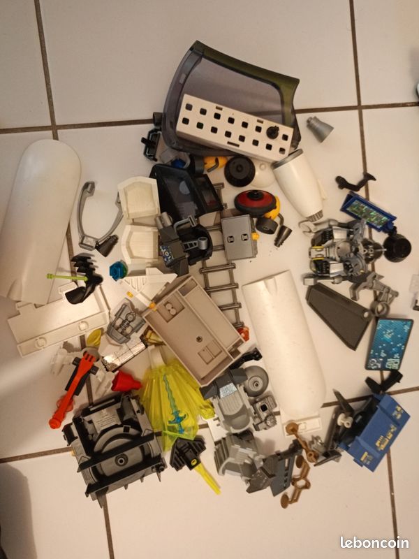 Playmobil vrac pièce détachée espace agent secret base secrète (image 18)