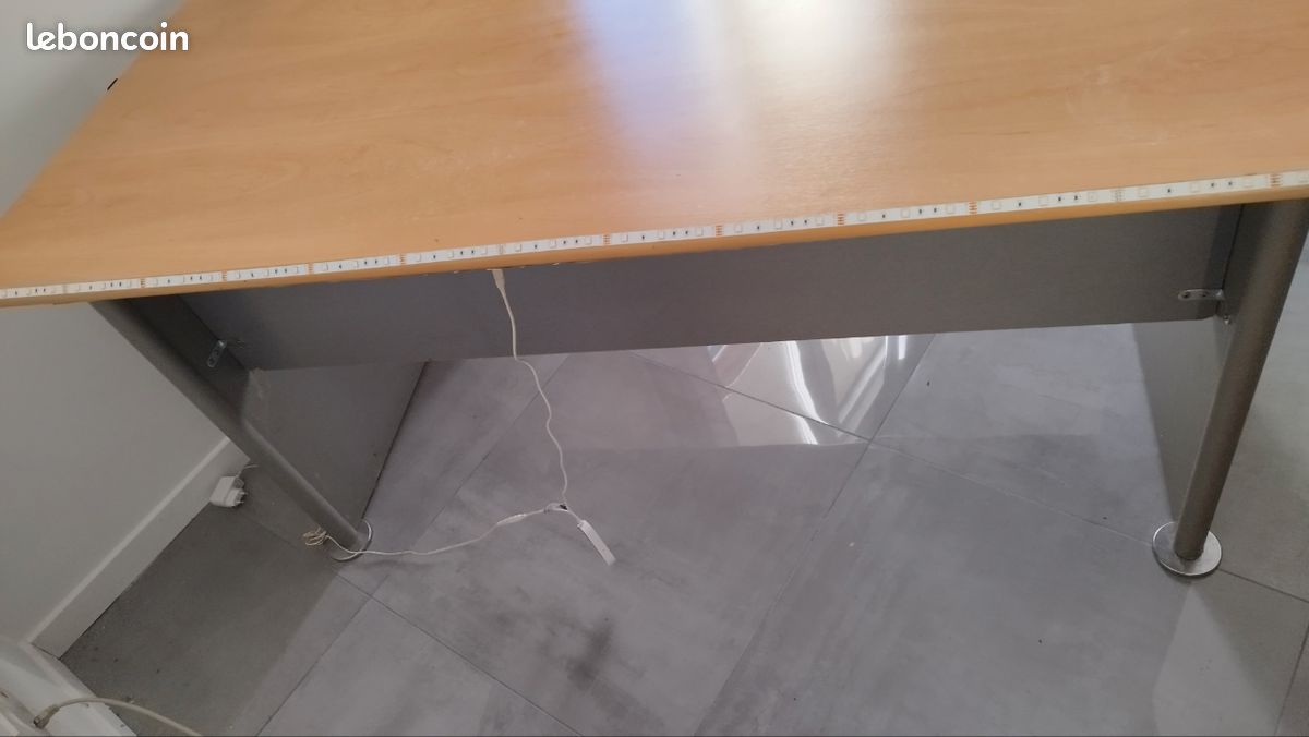 Bureau 140 x 80 x 75 (image 5)