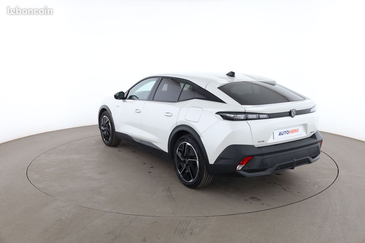 Peugeot 408 1.6 PHEV Allure Pack e-EAT8 225 ch (image 2)
