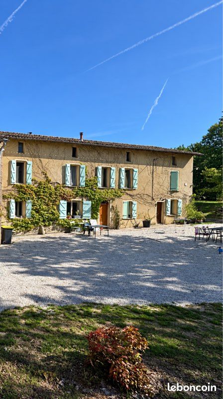 Maison 8 pièces 242 m² · à Rabastens · 242 m² · 320 000 €