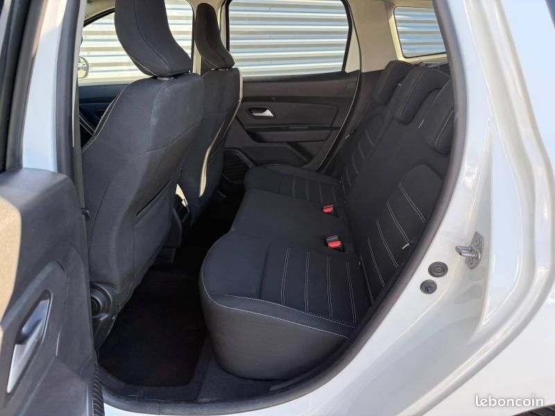 Dacia Duster 1.5 Blue dCi 115ch Journey 4x4 (image 9)