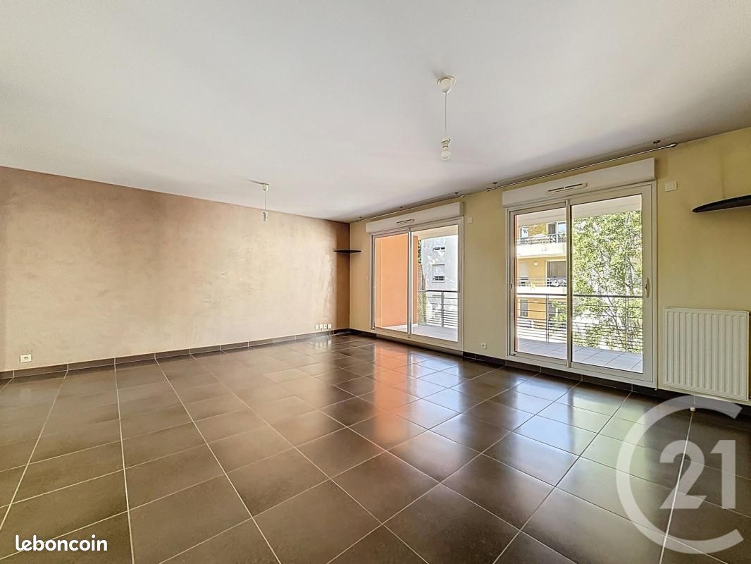 Appartement 6 pièces 111 m² · à Clermont-Ferrand · 111 m² · 339 900 €