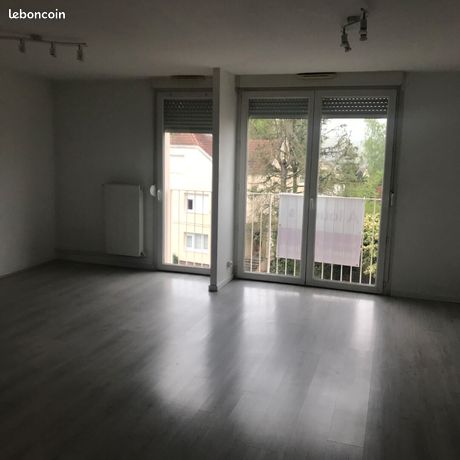 https://img.leboncoin.fr/api/v1/lbcpb1/images/ae/ae/89/aeae895cf5d895cda4aa1565124ba7346e6fbde3.jpg?rule=ad-image