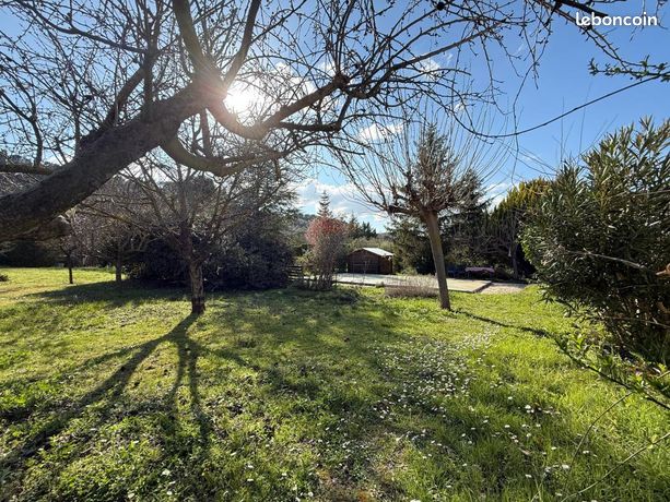Maison 3 pièces 140 m²
