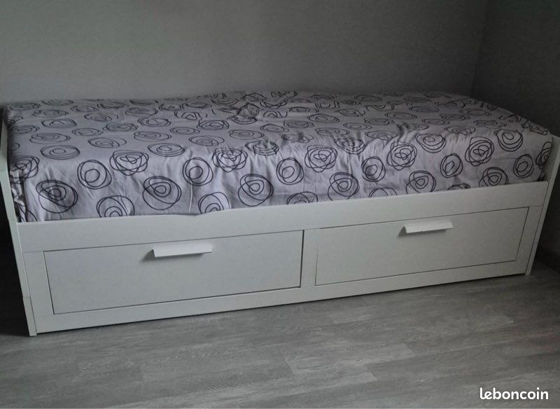 Lit Brimnes IKEA 80 cm x 200 cm inclus 2 matelas (image 1)