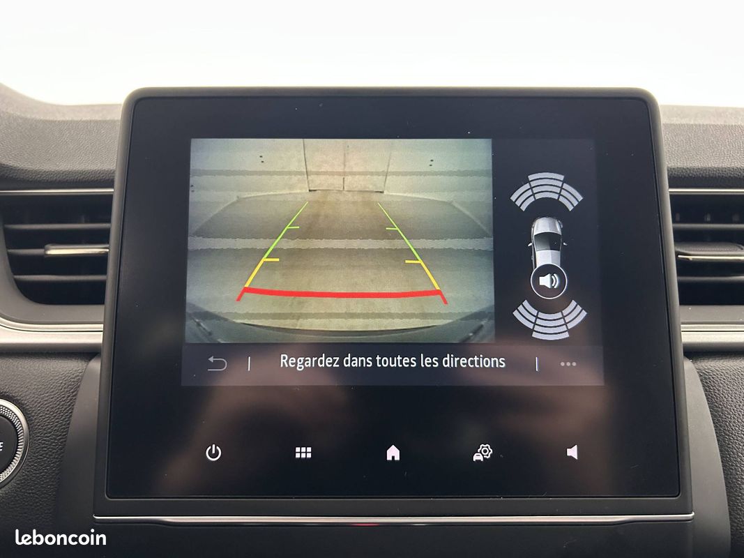 RENAULT Captur mild hybrid 160 EDC Techno (image 24)