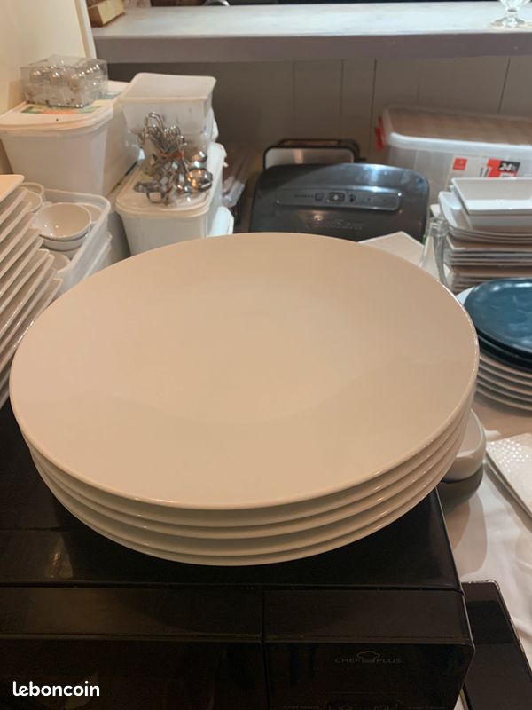 Grandes assiettes blanches lot de 5 (image 1)