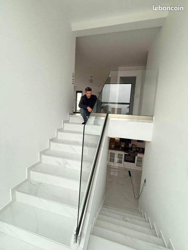 🏢 Garde Corps Balcon Design Moderne (image 3)