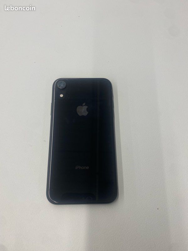 IPhone XR (image 2)