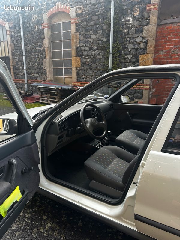 Renault 19 (image 4)