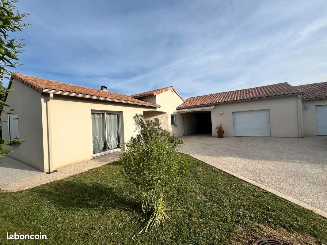 Maison 7 pièces 129 m² · à Neuville-de-Poitou · 129 m² · 285 000 €
