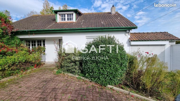 Pavillon 8 pièces 184 m²