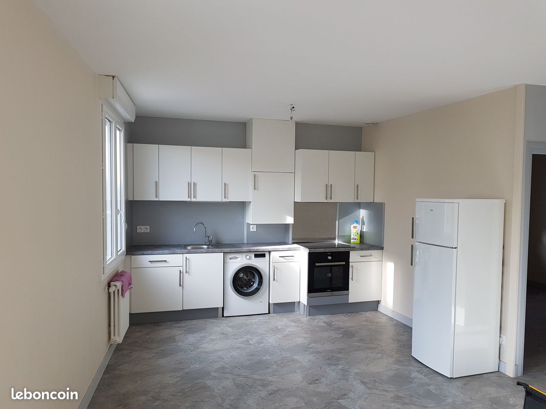 Appartement 3 pièces 60 m² · à Rochefort · 60 m² · 705 €