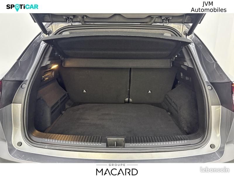 Renault Austral 1.2 E-Tech full hybrid 200ch Iconic (image 8)