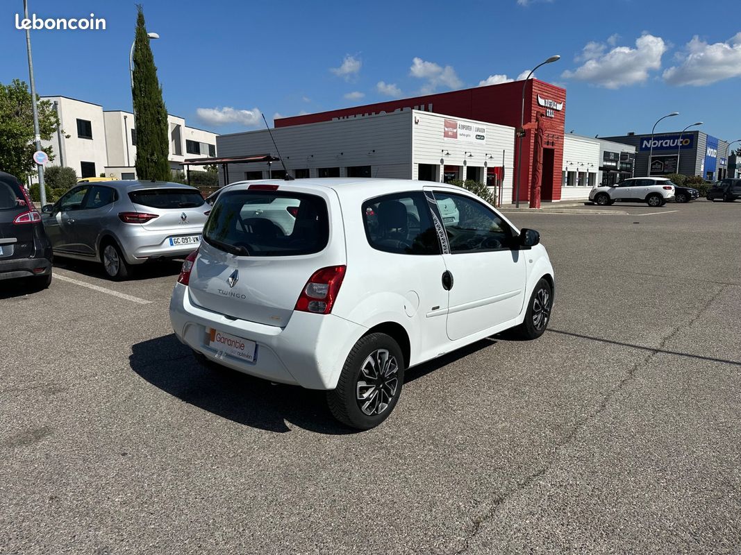 Renault TWINGO II Night & Day (image 6)