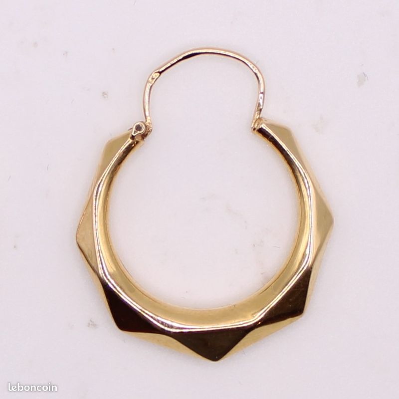 Boucles d’oreilles créoles tout or 18k hexagonales (image 5)