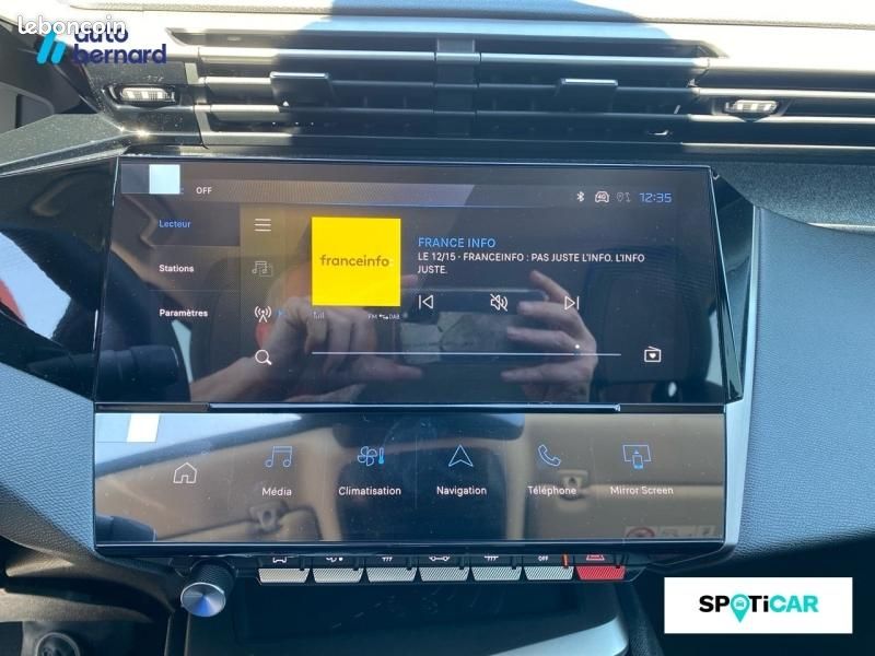 Peugeot 308 1.2 Hybrid 145ch Allure e-DCS6 (image 18)