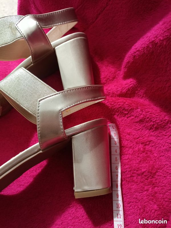Chaussures à talond 41 (image 3)