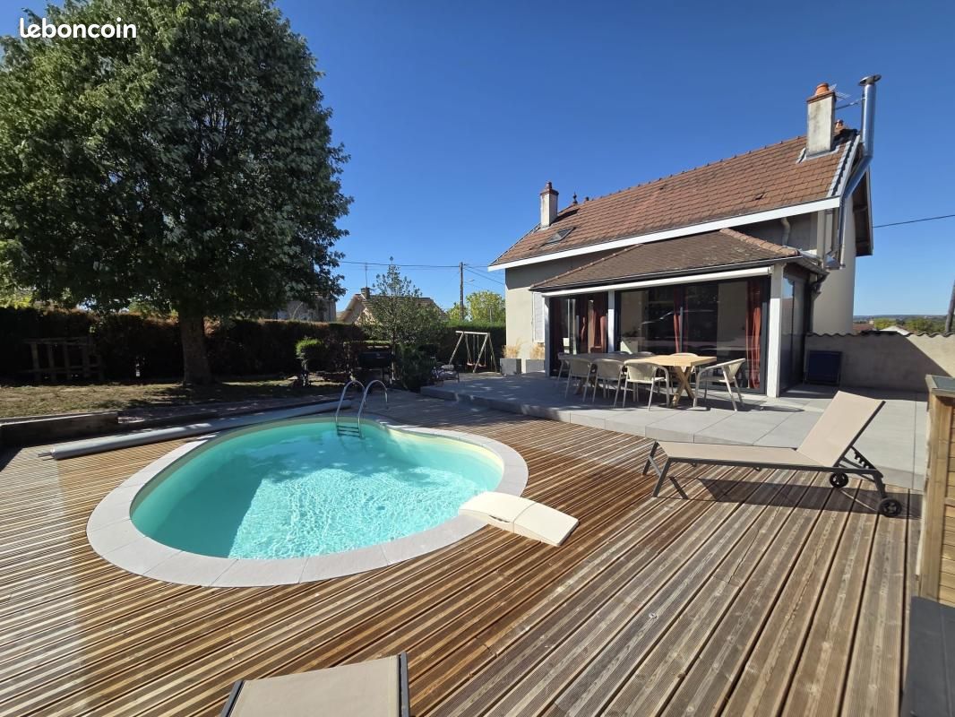 Maison 5 pièces 115 m² · à Montceau-les-Mines · 115 m² · 229 000 €