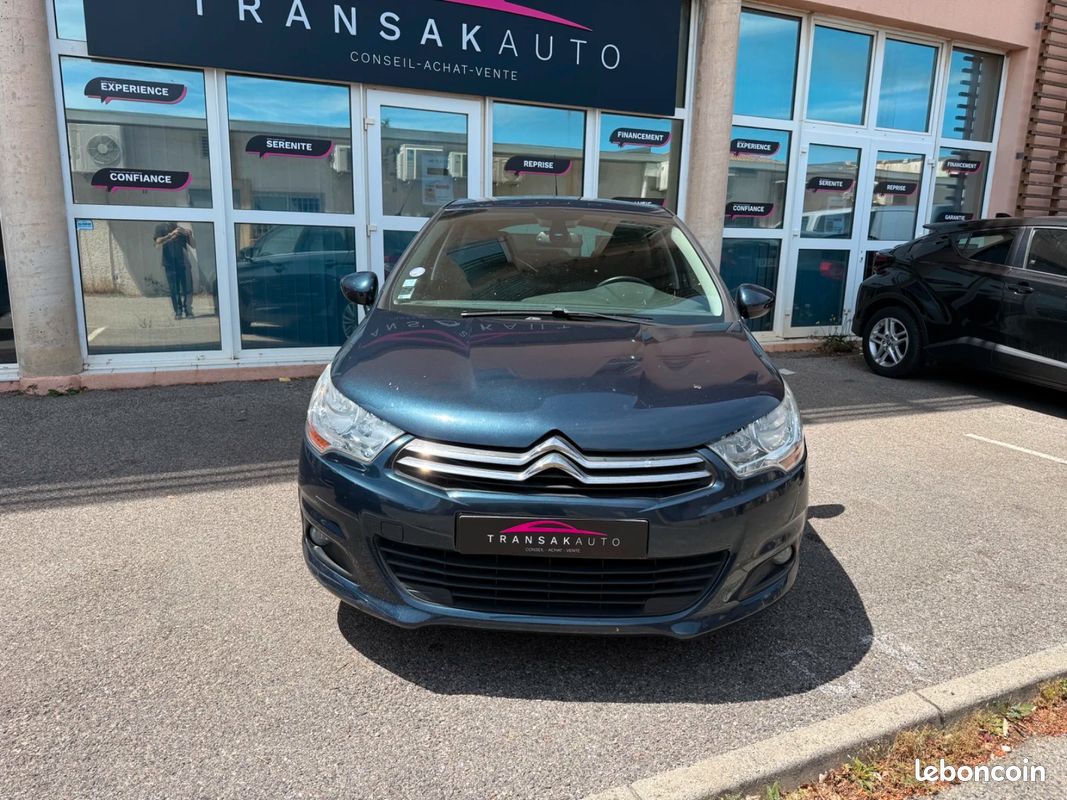 CITROEN C4 C4 VTi 120 Confort / RADAR AR / REGULATEUR (image 2)